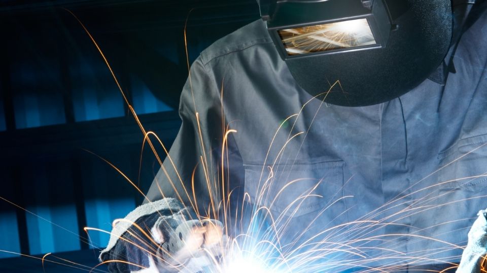 Guide to Filtering Air in a Welding Workshop