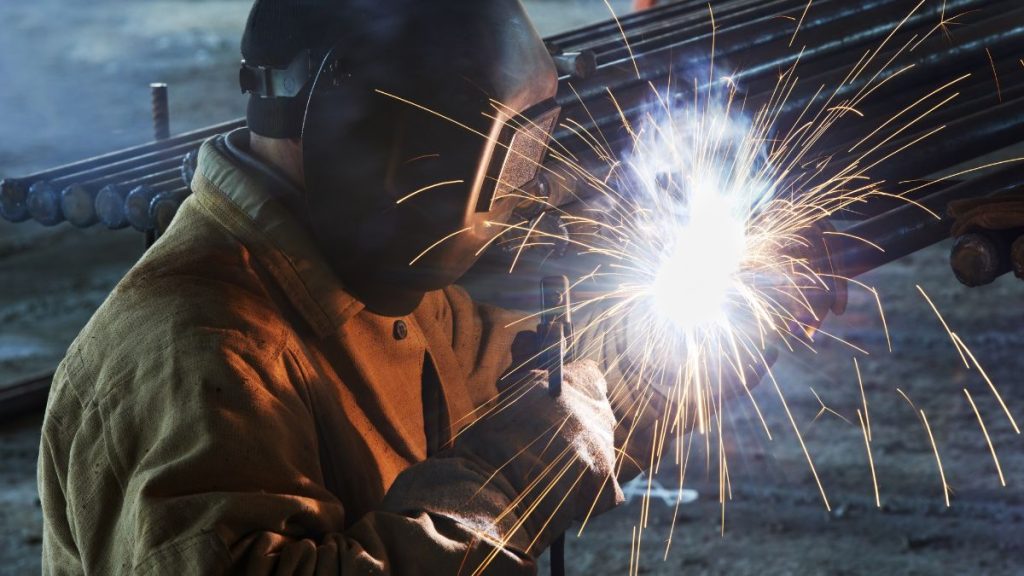 How To Ensure Welding Safety: The Importance of Fume Extraction for Worker Protection